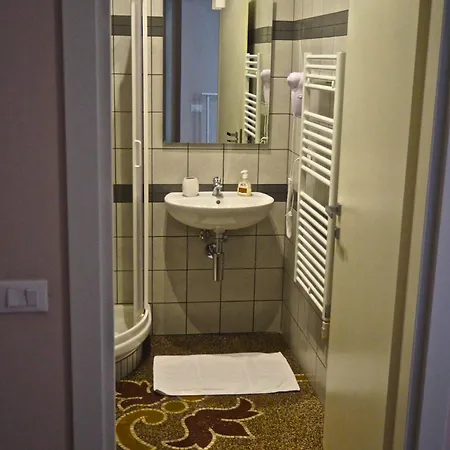 Cernaia 42 Bed & Breakfast 2*