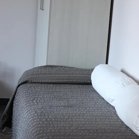 Cernaia 42 Panzió La Spezia