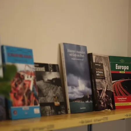 Cernaia 42 Panzió La Spezia