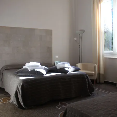 Cernaia 42 Frühstückspension 4*